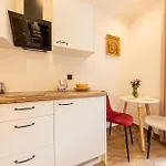 Gomis זקופאנה