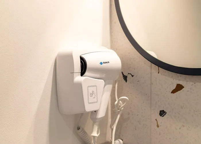 Gomis זקופאנה